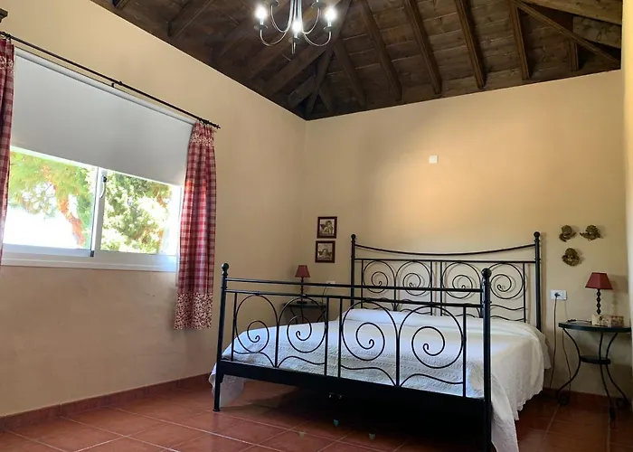 Cercas Villa *